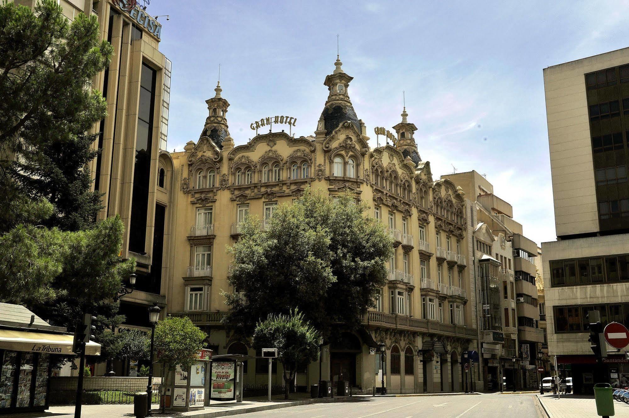 Gran Hotel Albacete Exteriör bild